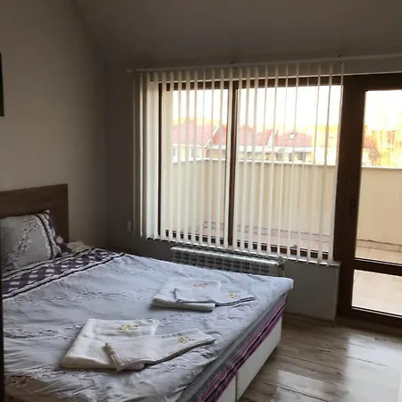 Bonne Chance Centre 아파트